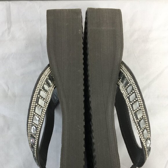 Gold Toe Platform Wedge Thong Sparkle Embellished Sandals Size 10 EXCELLENT - Picture 3 of 6